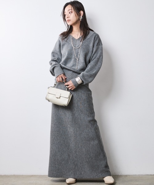 CHIC STYLE（シックスタイル）の「ニットナローマキシスカート＜大きいサイズ有＞シックスタイル（スカート・レディース・ボルドー/グレー/ブラック/アイボリー・L/M/3L/LL/5L/4L）」の8枚目の写真