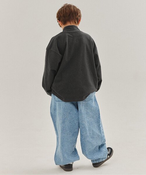 BREEZE（ブリーズ）の「【WEB限定/ジュニア対応】 やわらか起毛ハイネックロンT（Tシャツ/カットソー・キッズ・レッド/チャコール/オフホワイト・90/100/110/120/130/140/150）」の5枚目の写真