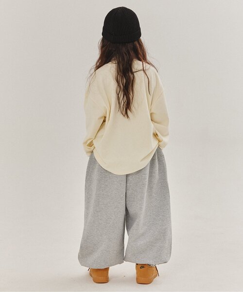 BREEZE（ブリーズ）の「【WEB限定/ジュニア対応】 やわらか起毛ハイネックロンT（Tシャツ/カットソー・キッズ・レッド/チャコール/オフホワイト・90/100/110/120/130/140/150）」の10枚目の写真