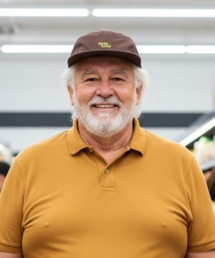 StPT（エスティーピーティー）の「【Pretty Good /プリティーグッド】 CAP　1stコレクション　ツバ長め　帽子　ワンポイント　ブランドロゴ　刺繍（キャップ）」