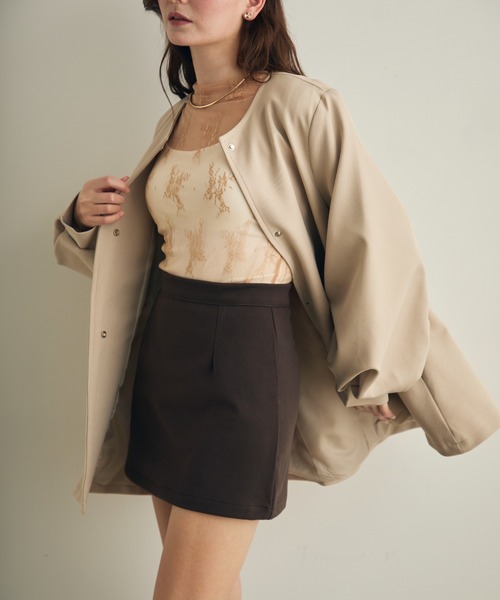 Lunea（ルネア）の「ボリュームスリーブノーカラージャケット（ノーカラージャケット・レディース・ブラック/ベージュ・FREE）」の16枚目の写真