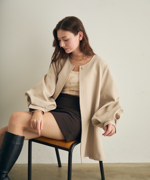 Lunea（ルネア）の「ボリュームスリーブノーカラージャケット（ノーカラージャケット・レディース・ブラック/ベージュ・FREE）」の22枚目の写真