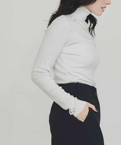 PICCIN(ピッチン)の「ラメタートルニット(ニット/セーター・レディース・オフホワイト/ホワイト系その他/ブラック/ブラウン系その他/ベージュ/ライトブルー/ローズ・M)」の9枚目の写真