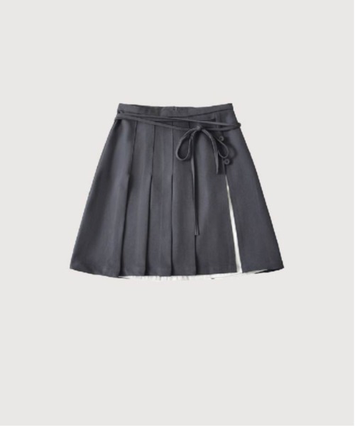 LA POMME petit(ラポミ・プチ)の「Pleats Side Slit Skirt(スカート・レディース・グレー/ブラック/ホワイト・SMALL/MEDIUM/LARGE)」の3枚目の写真