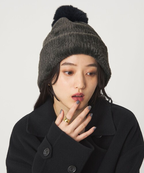 green label relaxing(グリーンレーベルリラクシング)の「ニットシャギー ポンポンキャップ / ニットキャップ(ニットキャップ/ビーニー・レディース・オフホワイト/ダークグレー/ブラック・FREE)」の21枚目の写真