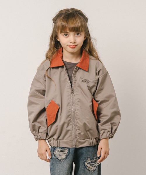 URBAN CHERRY（アーバンチェリー）の「配色カラージャケット（ブルゾン・キッズ・アイボリー/ブラウン・110cm/120cm/130cm/140cm）」の3枚目の写真