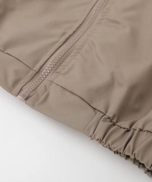 URBAN CHERRY（アーバンチェリー）の「配色カラージャケット（ブルゾン・キッズ・アイボリー/ブラウン・110cm/120cm/130cm/140cm）」の16枚目の写真