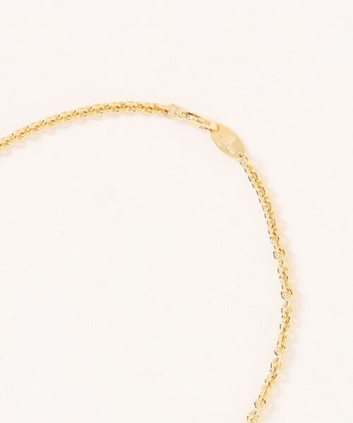 Vivienne Westwood(ヴィヴィアンウエストウッド)の「LILITH PENDANT(ネックレス・レディース・ゴールド/シルバー・FREE)」の3枚目の写真