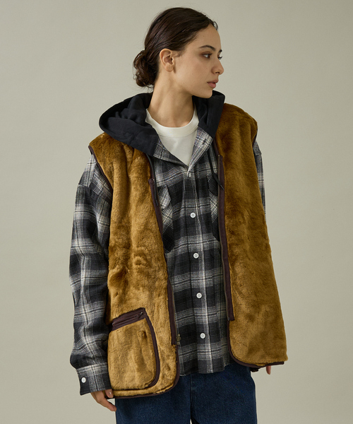 新品 Barbour バブアー ライナー ファー ベスト 40 L リバーシブル BARBOUR / バブアー】リバーシブルファーベスト / ライナーベスト