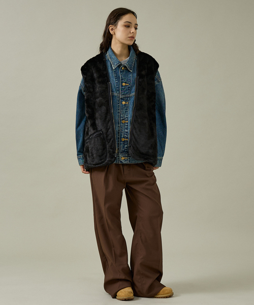 Barbour(バブアー)の「【BARBOUR / バブアー】リバーシブルファーベスト / ライナーベスト(ブルゾン・メンズ・ブラック/セージグリーン/ダークベージュ・42/44/46)」の11枚目の写真