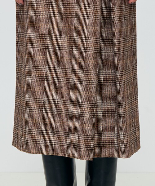 TOMORROWLAND collection（トゥモローランドコレクション）の「シックバーガンディー アシンメトリータックスカート（スカート・レディース・ブラウン系その他・34/36）」の5枚目の写真