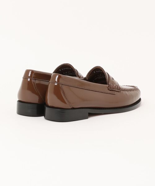 G.H.BASS(ジーエイチバス)の「G.H.BASS BA94010 PATENT DARKBROWN / コインローファー(ローファー・レディース・ダークブラウン・6.5/6/5.5/8/7.5/7)」の2枚目の写真