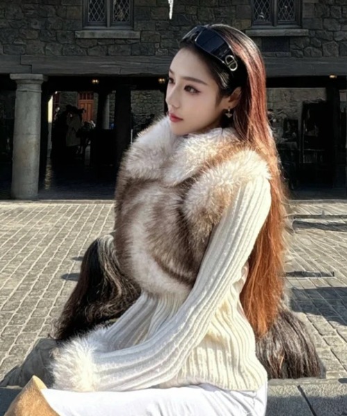 セール】【25秋冬新作】ふわふわファーニットジャケット／リブニット