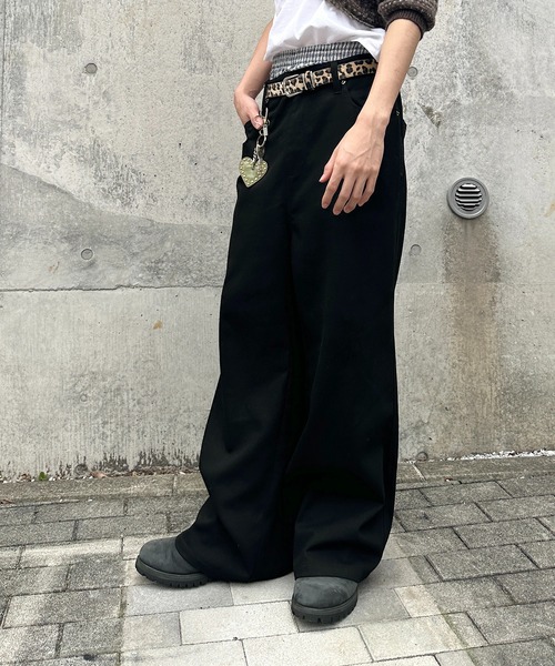 kutir（クティール）の「ASORT LAYERED BAGGY PANTS／アソートレイヤードバギーパンツ（その他パンツ・メンズ・チャコールグレー/ブラック・SMALL/LARGE/MEDIUM）」の12枚目の写真