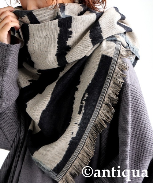 antiqua（アンティカ）の「フリンジストール（ストール/ショール・レディース・ブラック系その他/ベージュ系その他・FREE）」の2枚目の写真