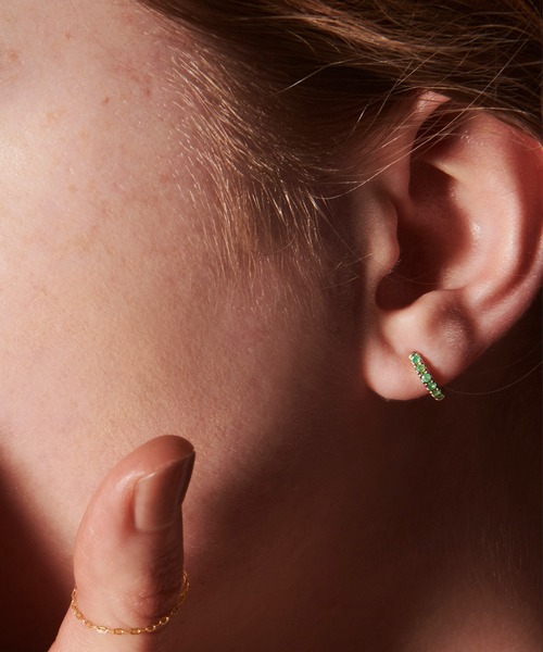 les bonbon(ルボンボン)の「【les bon bon】embrace emerald pierce pair/エンブレイス エメラルド ピアス BOB798(ピアス(両耳用)・レディース・ゴールド・FREE)」の5枚目の写真
