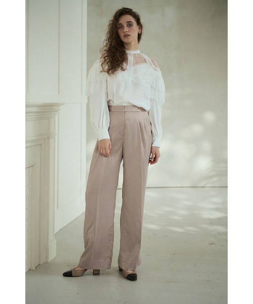 Estella.K(エステラケー)の「Ciara Satin Pants サイドチェーンロングパンツ(その他パンツ・レディース・モーブ系/ブラック/ベージュ・SMALL/MEDIUM)」の12枚目の写真
