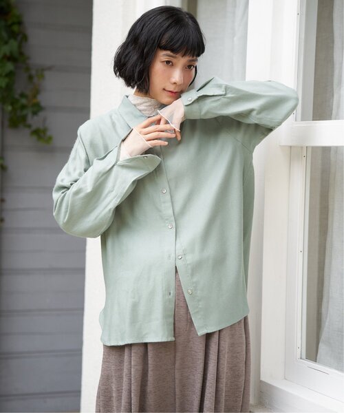 LBC(エルビーシー)の「綿レーヨンメタルボタンシャツ(シャツ/ブラウス・レディース・ホワイト/チャコール/ミント・L/M)」の17枚目の写真