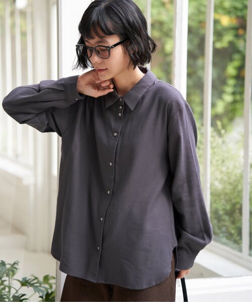 LBC（エルビーシー）の「綿レーヨンメタルボタンシャツ（シャツ/ブラウス・レディース・ホワイト/チャコール/ミント・L/M）」の22枚目の写真