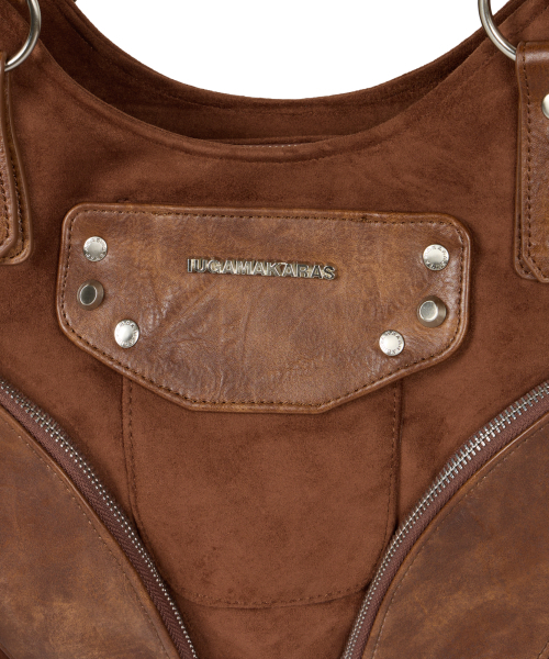 IUGAMAKARAS（イウガマカラス）の「Studded Suede Shoulder Bag (Brown