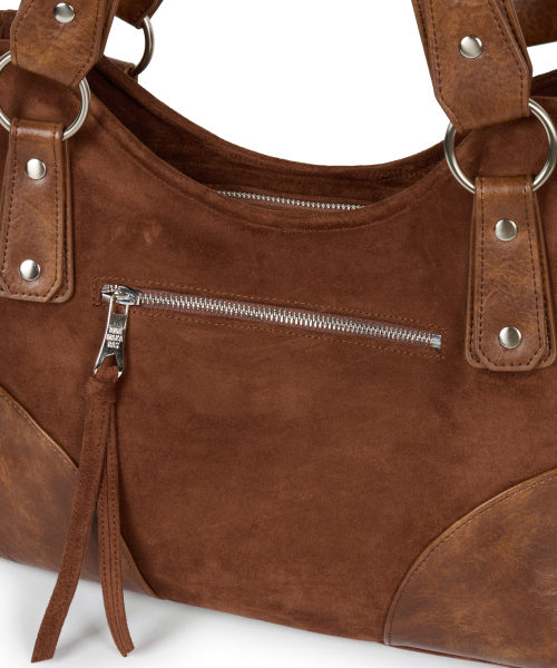 IUGAMAKARAS（イウガマカラス）の「Studded Suede Shoulder Bag (Brown