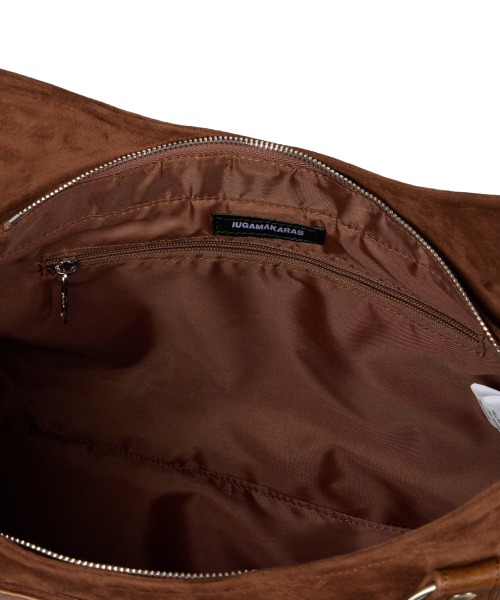 IUGAMAKARAS（イウガマカラス）の「Studded Suede Shoulder Bag (Brown
