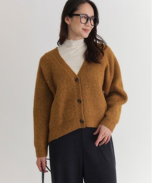 Right-on（ライトオン）の「【HONEYSUCKLE ROSE】メランジニットカーディガン (Vネック/リラックスシルエット/厚手/軽量/フェミニン/レイヤード/秋冬春対応)（カーディガン/ボレロ・レディース・ブラウン/イエロー/キナリ・M/L）」の11枚目の写真