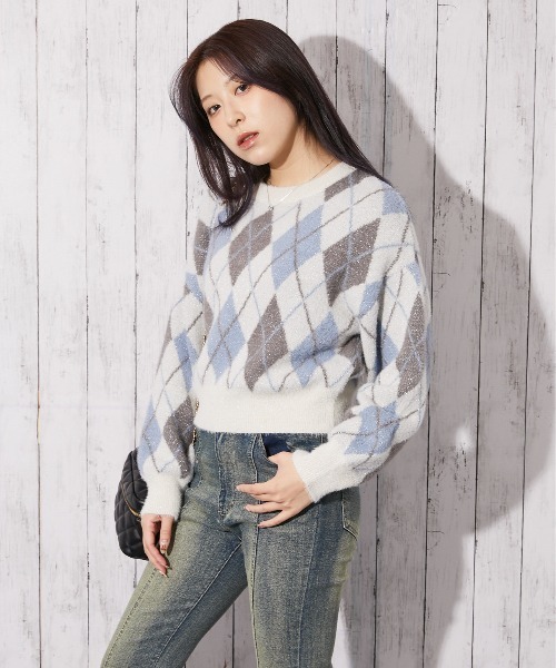 GORGE(ゴージ)の「《アーガイル×ラメMIX》レディース シャギーニット ラメ入り ニットトップス ふんわり 短丈 秋冬(ニット/セーター・レディース・アイボリー/ブラック/ブラウン・F)」の2枚目の写真