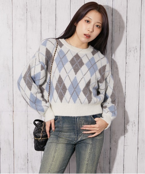 GORGE(ゴージ)の「《アーガイル×ラメMIX》レディース シャギーニット ラメ入り ニットトップス ふんわり 短丈 秋冬(ニット/セーター・レディース・アイボリー/ブラック/ブラウン・F)」の10枚目の写真