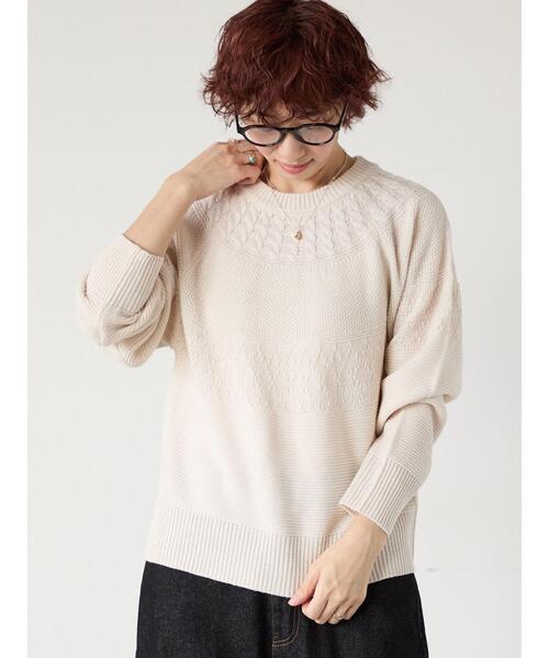 Lugnoncure（ルノンキュール）の「求心柄編みクルーネックニット（ニット/セーター・レディース・ピンク/グリーン/ブラック/オフホワイト/チャコールグレー・F）」の2枚目の写真