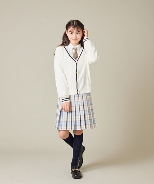 a.v.v（アーヴェヴェ）の「[150-160]【卒服】配色ケーブルカーディガン（カーディガン/ボレロ・キッズ・ホワイト・150/160）」の19枚目の写真