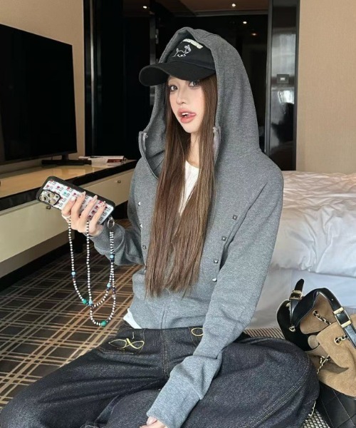 セール】【25年秋冬新作】Y2K スタッズ付き ダブルジップパーカー