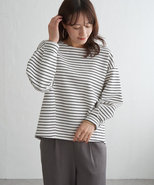 ikka（イッカ）の「リップル裾タック長袖プルオーバー（Tシャツ/カットソー・レディース・ミント/ブラック/オフホワイト/グレー・M/L/S）」の11枚目の写真