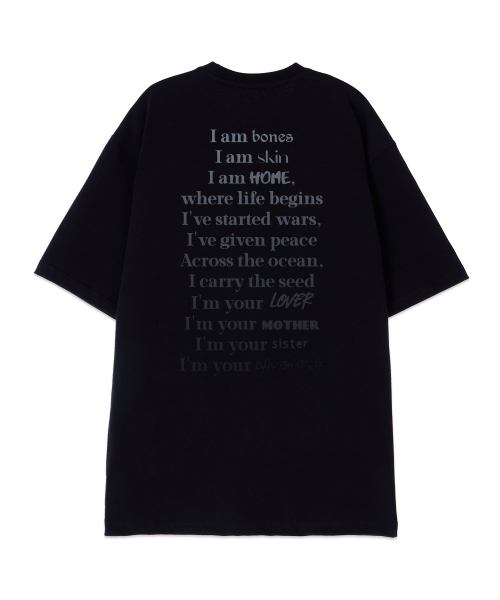 ASTRAL PROJECTION（アストラルプロジェクション）の「[オーバーサイズ]アップル13番手綿ラウンドネック半袖Tシャツ_ブラック（Tシャツ/カットソー・メンズ・その他・LARGE/MEDIUM/X-LARGE）」の2枚目の写真