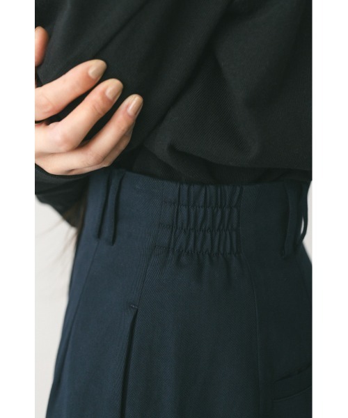 STYLEMIXER(スタイルミキサー)の「ヘムギャザーチノスカート(スカート・レディース・ベージュ/ネイビー・SMALL/MEDIUM)」の3枚目の写真