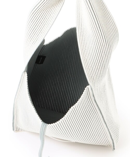 LASTFRAME(ラストフレーム)の「【LASTFRAME/ラストフレーム】トートバッグ KYOTO METALLIC REVERSIBLE TASUKI TOTE SMALL L26113(トートバッグ・レディース・シルバー系その他/ブラック・FREE)」の7枚目の写真