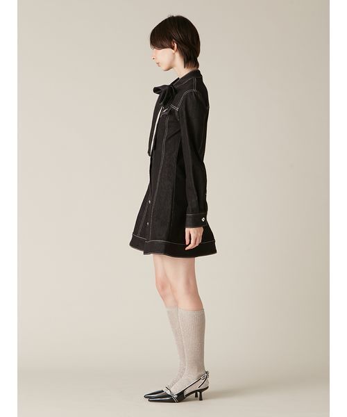 LILY BROWN（リリーブラウン）の「ボウタイデニムミニワンピース