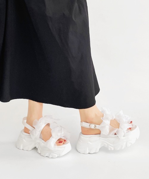 Shoes in Closet(シューズインクローゼット)の「超軽量 厚底 ボリュームソール シアー リボン サンダル 5483(サンダル・レディース・アイボリー/ブラック×ブラック/ホワイト系3/ブラック系3・L/M/S/LL)」の18枚目の写真