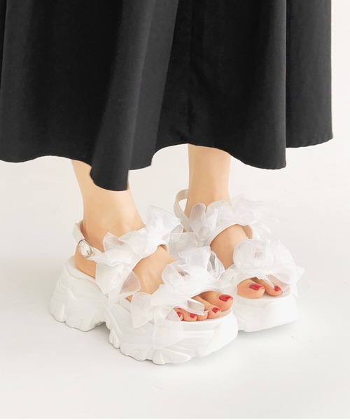 Shoes in Closet(シューズインクローゼット)の「超軽量 厚底 ボリュームソール シアー リボン サンダル 5483(サンダル・レディース・アイボリー/ブラック×ブラック/ホワイト系3/ブラック系3・L/M/S/LL)」の19枚目の写真