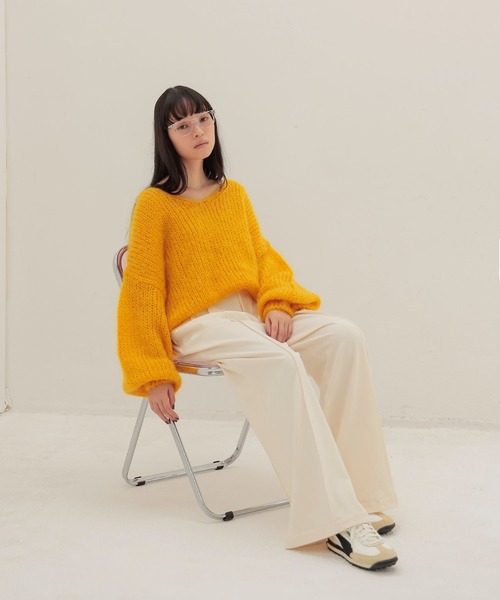 DRESSLAVE(ドレスレイブ)の「chunky mohair Vneck pullover(チャンキーモヘアVネックプルオーバー)(ニット/セーター・レディース・ブルー/レッド/オレンジ・38)」の6枚目の写真