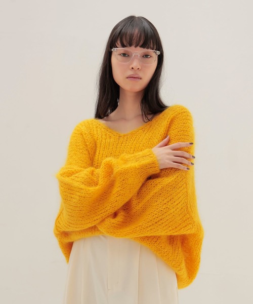 DRESSLAVE(ドレスレイブ)の「chunky mohair Vneck pullover(チャンキーモヘアVネックプルオーバー)(ニット/セーター・レディース・ブルー/レッド/オレンジ・38)」の7枚目の写真