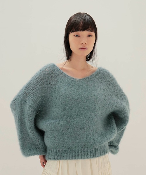 DRESSLAVE(ドレスレイブ)の「chunky mohair Vneck pullover(チャンキーモヘアVネックプルオーバー)(ニット/セーター・レディース・ブルー/レッド/オレンジ・38)」の13枚目の写真