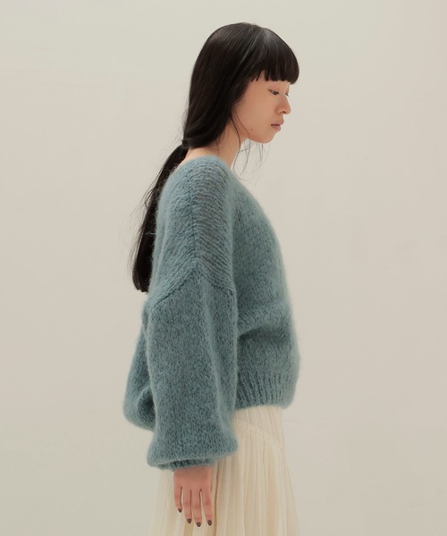 DRESSLAVE(ドレスレイブ)の「chunky mohair Vneck pullover(チャンキーモヘアVネックプルオーバー)(ニット/セーター・レディース・ブルー/レッド/オレンジ・38)」の14枚目の写真