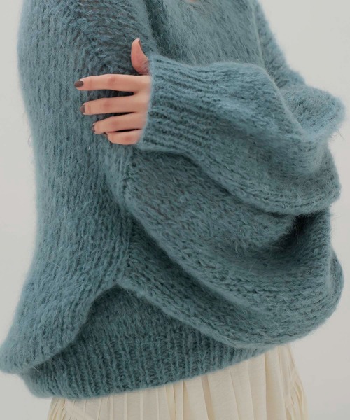 DRESSLAVE(ドレスレイブ)の「chunky mohair Vneck pullover(チャンキーモヘアVネックプルオーバー)(ニット/セーター・レディース・ブルー/レッド/オレンジ・38)」の17枚目の写真
