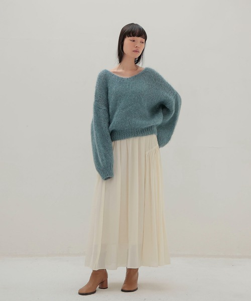 DRESSLAVE(ドレスレイブ)の「chunky mohair Vneck pullover(チャンキーモヘアVネックプルオーバー)(ニット/セーター・レディース・ブルー/レッド/オレンジ・38)」の20枚目の写真