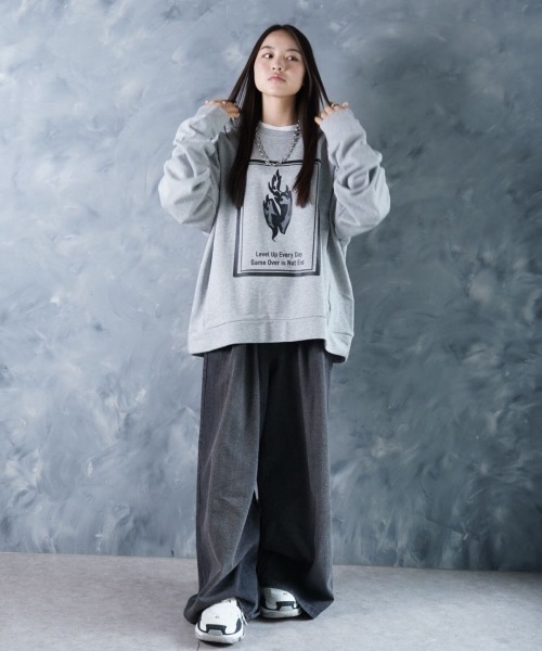 NOIZY（ノイジー）の「No Game Over Sweat/Threads NOIZY Logo Sweat / 裏毛 ワンポイント 刺繍 クルーネック プリント スウェット 長袖（スウェット・メンズ・Black/ブラック系その他/グレー系その他/グレー・LARGE/MEDIUM）」の13枚目の写真