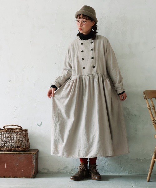 soulberry(ソウルベリー)の「パティシエみたいなワンピース(ワンピース・レディース・グレイッシュベージュ・M/L/LL/3L/4L)」の9枚目の写真