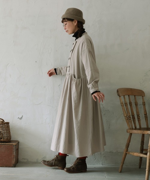 soulberry(ソウルベリー)の「パティシエみたいなワンピース(ワンピース・レディース・グレイッシュベージュ・M/L/LL/3L/4L)」の19枚目の写真