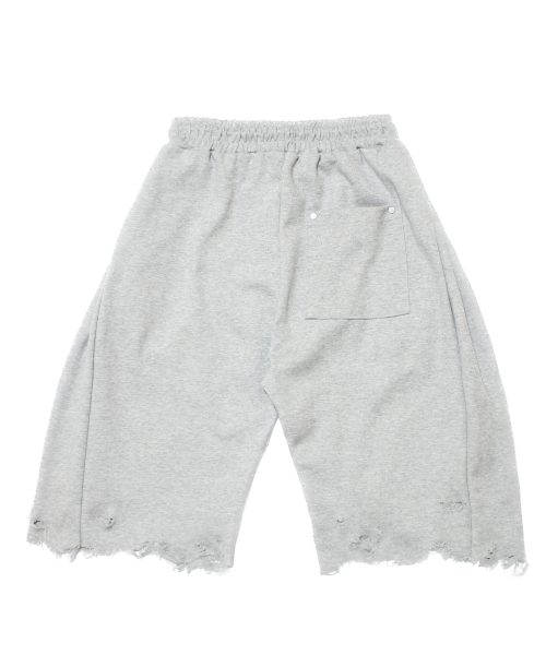 RUNDS(ランディエス)の「ダメージカットバミューダパンツ(グレー)(その他パンツ・メンズ・その他・1/2)」の2枚目の写真