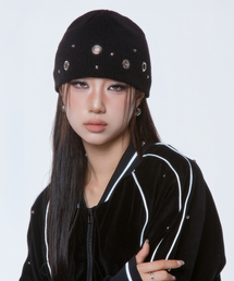 DAUSPICE（ディーオスピス）の「(DUC) Eyelet Stud Beanie Black（ニットキャップ/ビーニー）」